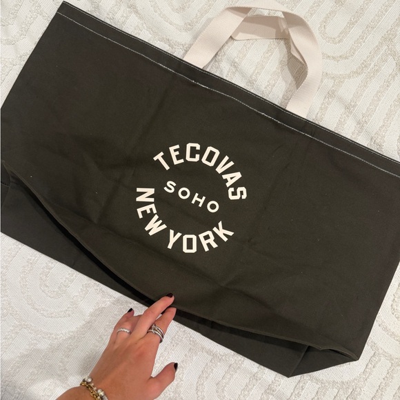 Tecovas Dark Green Tote with Cream Handles - Picture 1 of 1